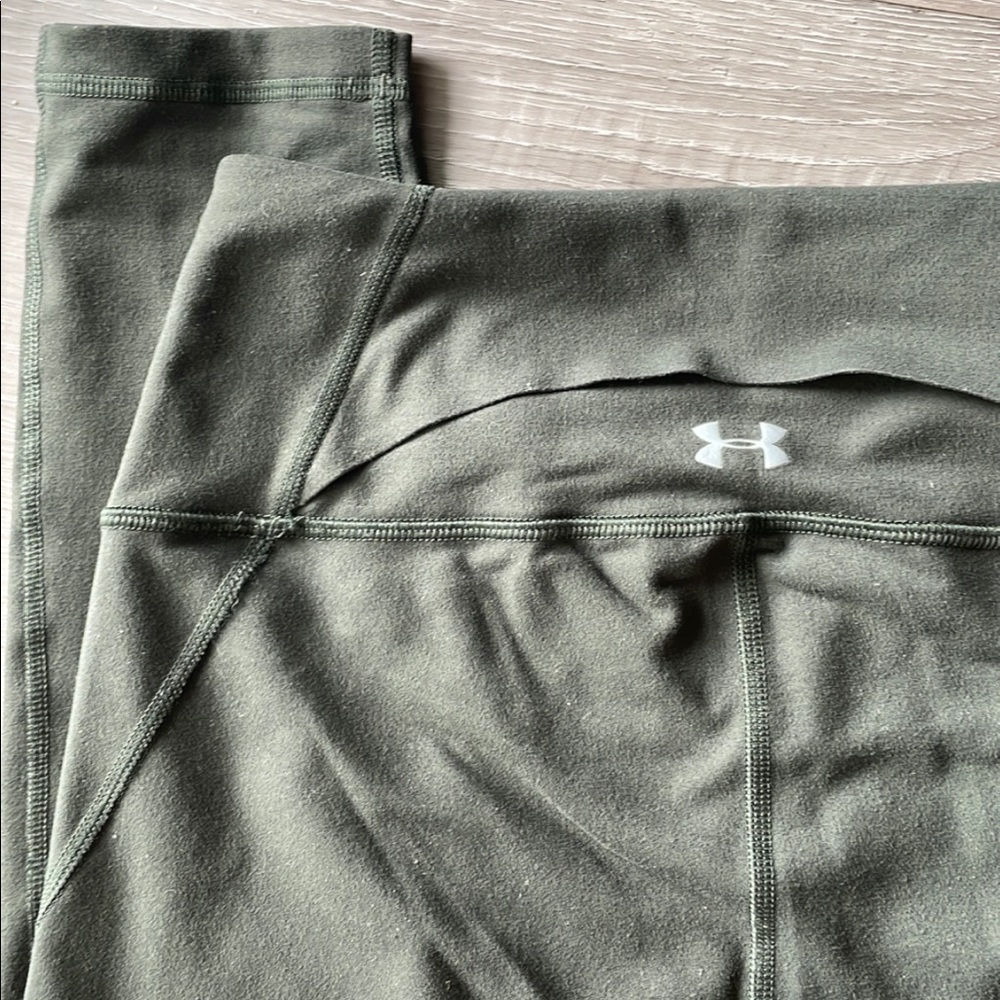 Under Armour women’s leggings, size medium